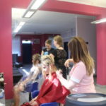 Technikum Bio-Cosmetics-Studio, Technik Usług Fryzjerskich, zajęcia praktyczne - koloryzacja i strzyżenie włosów